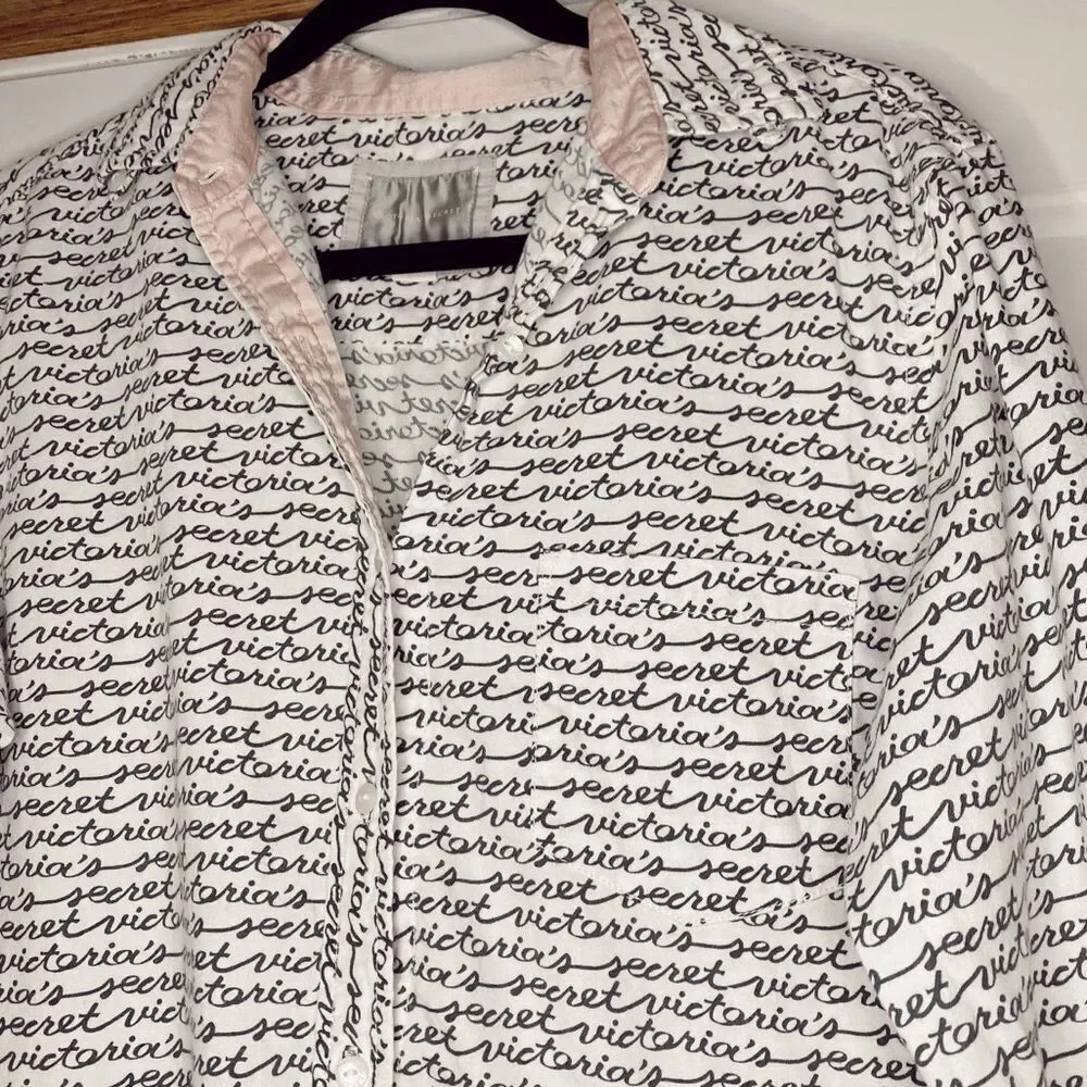 VICTORIA’S Secret All-Over Logo Pajama Set - Picture 2 of 15